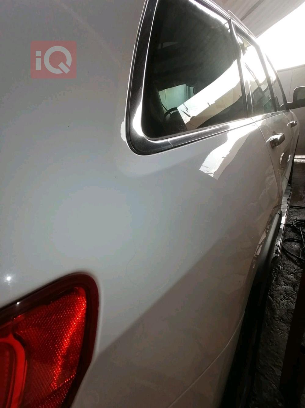 جیپ گراند شیرۆکی